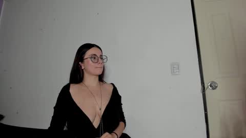 Snapshot of kassandra_james chatting on March 8, 2025, 11:49 pm kassandra james online show from March 8, 2025, 11:49 pm