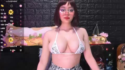 Kasumi  online show from December 29, 2024, 5:31 am