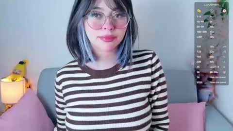 Kasumi  online show from July 22, 2026, 6:27 am