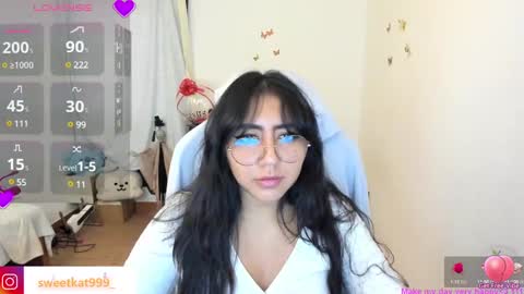 Snapshot of kat_ly_chan chatting on March 9, 2025, 3:38 pm Kat       online show from March 9, 2025, 3:38 pm