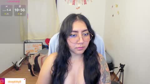 Snapshot of kat_ly_chan chatting on October 4, 2025, 5:22 pm Kat       online show from October 4, 2025, 5:22 pm