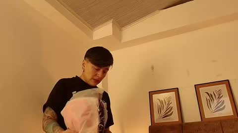 kat paradisse online show from March 26, 2026, 11:38 am