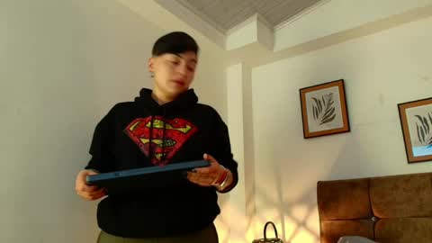 kat paradisse online show from April 14, 2026, 11:27 am