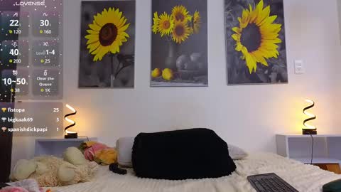 Katalina online show from February 18, 2025, 1:43 am