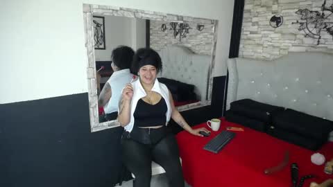 katalella_22 online show from November 20, 2025, 4:45 am