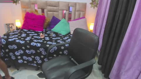 kataleya online show from December 15, 2024, 9:24 am