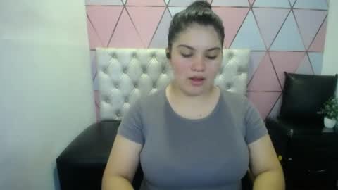 katalina santana25 online show from March 24, 2026, 12:59 am