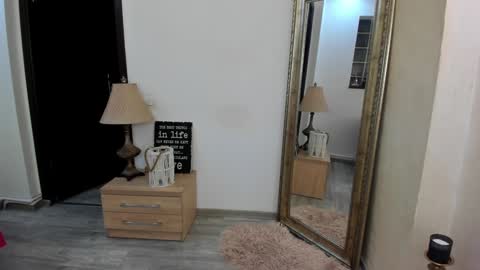 Snapshot of kate_belle chatting on January 31, 2025, 6:47 pm Kate online show from January 31, 2025, 6:47 pm