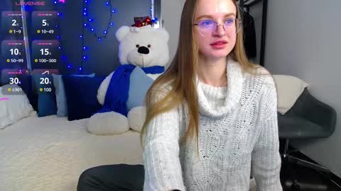 Snapshot of kate_jonson chatting on December 17, 2024, 8:23 am .Be kind and gentle with me and I will do my best for you. online show from December 17, 2024, 8:23 am