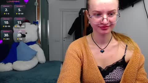 Snapshot of kate_jonson chatting on January 10, 2025, 12:58 pm .Be kind and gentle with me and I will do my best for you. online show from January 10, 2025, 12:58 pm