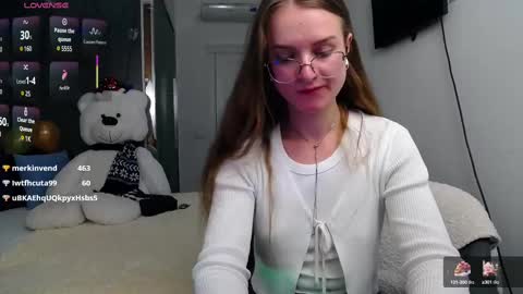 Snapshot of kate_jonson chatting on February 13, 2025, 5:54 pm .Be kind and gentle with me and I will do my best for you. online show from February 13, 2025, 5:54 pm