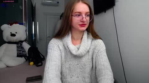 Snapshot of kate_jonson chatting on March 5, 2025, 7:38 am .Be kind and gentle with me and I will do my best for you. online show from March 5, 2025, 7:38 am