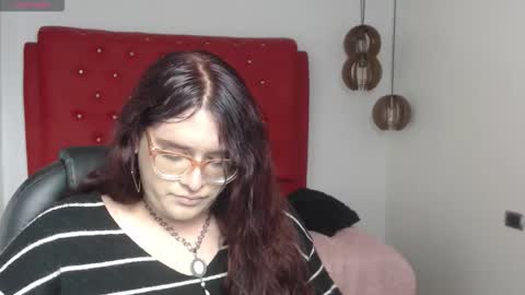 kate online show from November 23, 2025, 3:39 am