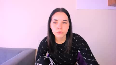 KATE online show from October 26, 2025, 9:26 am