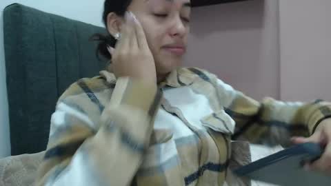 Kari online show from March 7, 2025, 1:40 pm