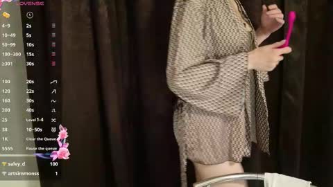 Snapshot of kate_swon chatting on October 12, 2025, 11:37 pm Kate online show from October 12, 2025, 11:37 pm