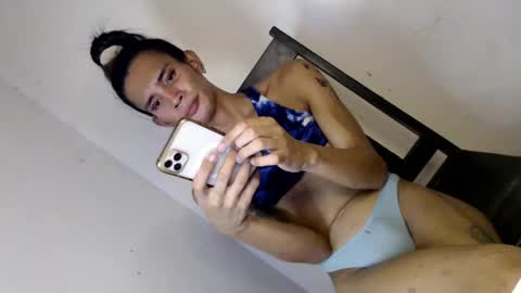 its me kate online show from March 10, 2025, 11:42 am