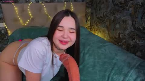 Kate online show from November 25, 2025, 4:18 pm