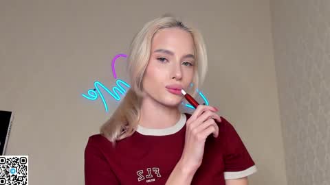 Snapshot of katebremar chatting on December 12, 2024, 1:10 am online show from December 12, 2024, 1:10 am