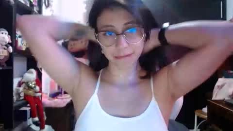 Kateeen18 online show from May 18, 2026, 5:35 am