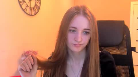 katekayer online show from November 14, 2025, 10:25 am