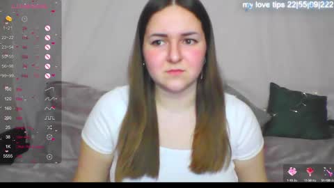 Snapshot of katelyn_sweety chatting on February 8, 2025, 1:22 am Katelyn online show from February 8, 2025, 1:22 am