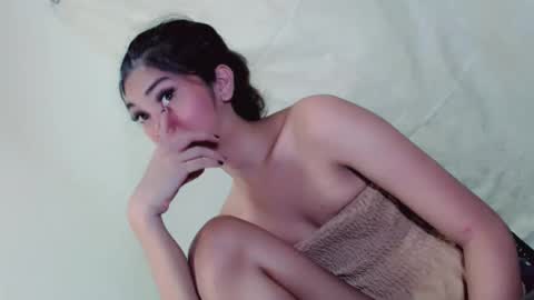 Snapshot of katelynmoore_ chatting on October 27, 2025, 2:37 am katelynmoore_ online show from October 27, 2025, 2:37 am