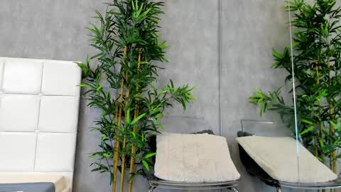 Kate online show from February 7, 2025, 9:37 am