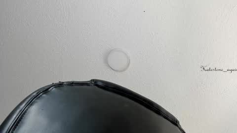 love meeee online show from March 5, 2025, 3:07 pm