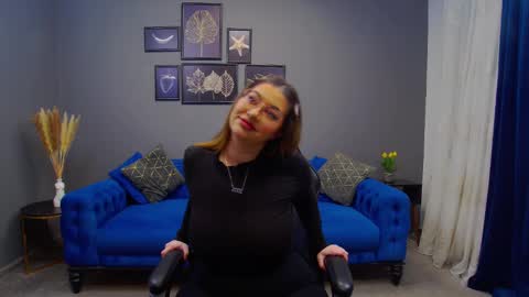 Kate online show from January 10, 2025, 6:28 pm