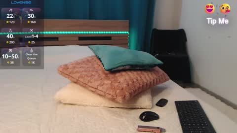 KateyRiva online show from February 19, 2025, 8:52 pm