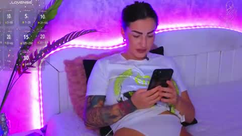 KateyRiva online show from September 23, 2025, 6:44 pm