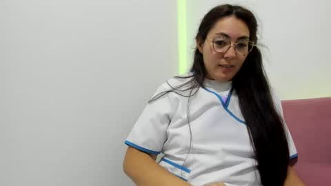 catalina online show from January 28, 2025, 9:19 pm