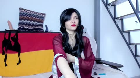Snapshot of katherinemidnight chatting on December 20, 2024, 1:22 pm Katherine online show from December 20, 2024, 1:22 pm
