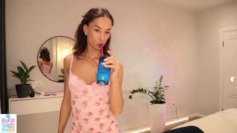 katherinepinke online show from March 1, 2026, 5:59 pm