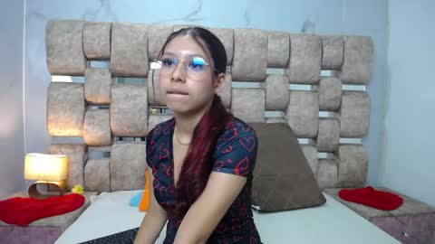 Snapshot of kathyaiden chatting on April 23, 2026, 4:09 pm Kaht y Aiden online show from April 23, 2026, 4:09 pm