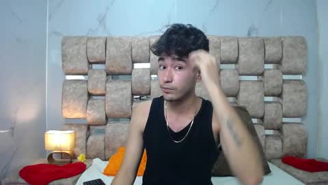 Snapshot of kathyaiden chatting on April 25, 2026, 2:36 pm Kaht y Aiden online show from April 25, 2026, 2:36 pm