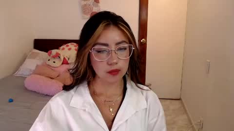Snapshot of kathyrose_ chatting on April 30, 2026, 8:57 pm Kathy online show from April 30, 2026, 8:57 pm
