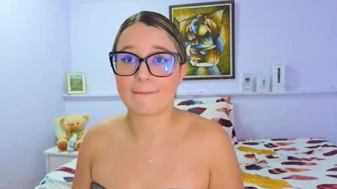 Khaterine online show from September 29, 2025, 11:37 am