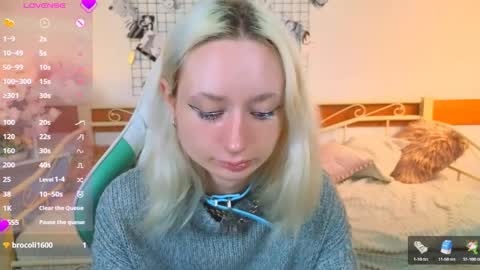 Snapshot of katia_kim chatting on April 4, 2026, 5:38 am Katia online show from April 4, 2026, 5:38 am