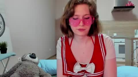 KatieNPZD online show from June 19, 2026, 11:19 pm