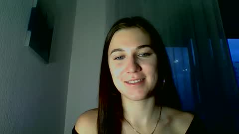 katie_foxi online show from September 13, 2025, 4:29 pm