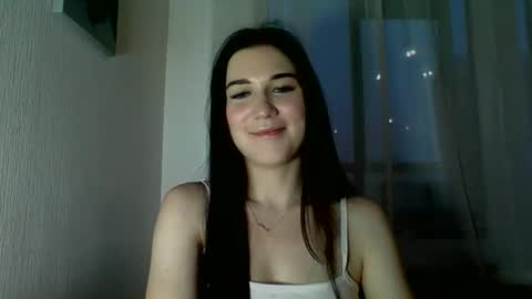 katie_foxi online show from May 6, 2026, 6:24 pm