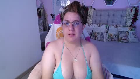 katerin Joness online show from January 10, 2025, 12:47 pm