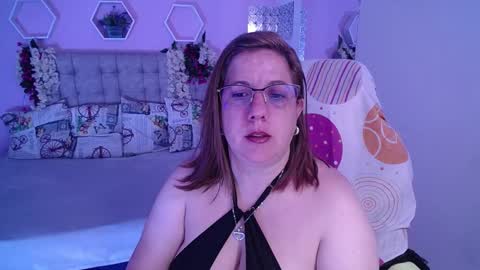 katerin Joness online show from January 13, 2025, 12:35 pm