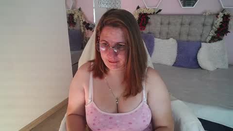 katerin Joness online show from February 7, 2025, 12:50 pm