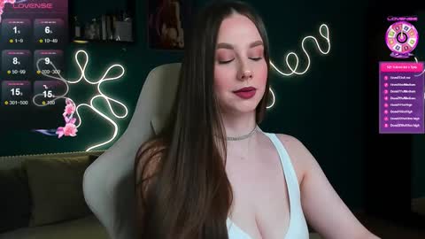 Katie online show from November 18, 2025, 10:36 pm