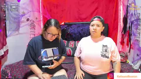 SHARON  KATIEE online show from October 20, 2025, 1:11 pm