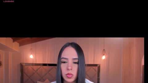 Kate Stonne online show from October 3, 2025, 2:30 am