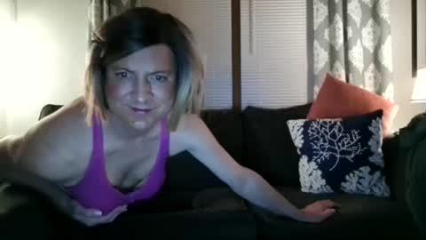 katieutopia online show from January 15, 2026, 4:28 am